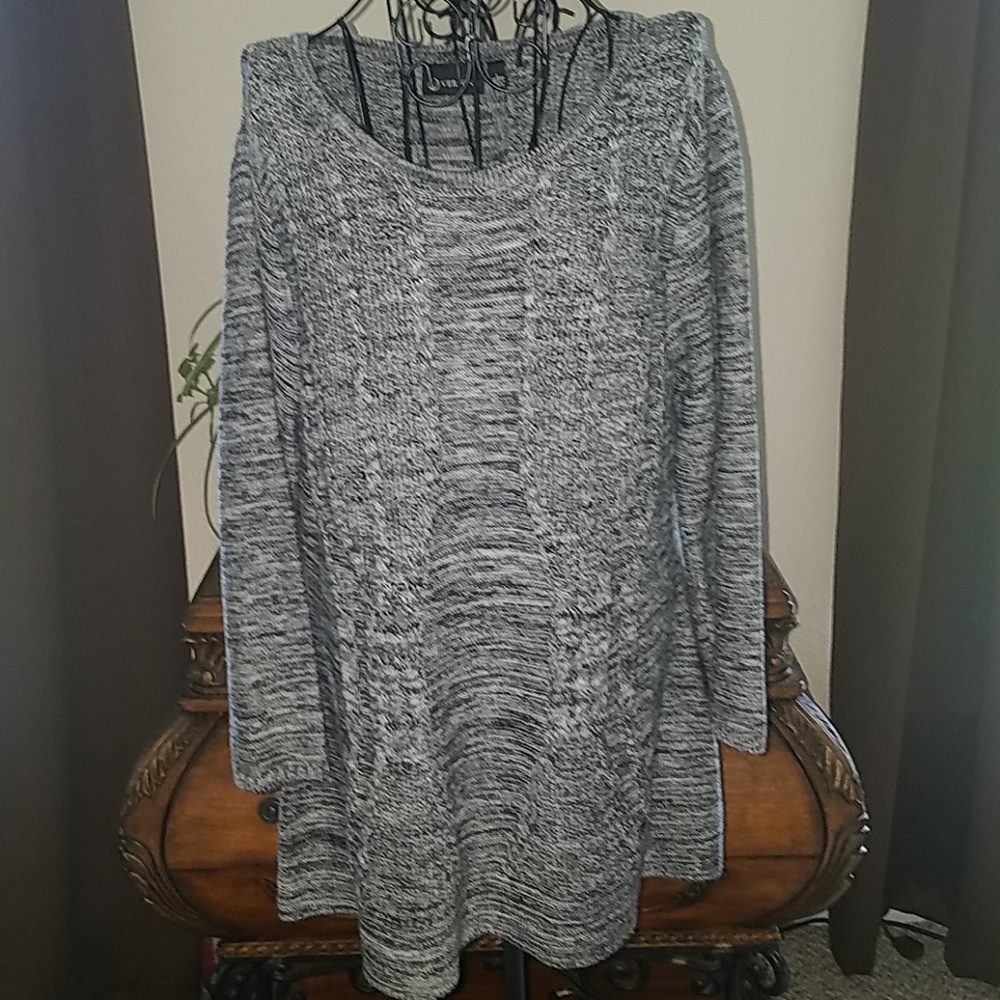 Versona " A" frame sweater